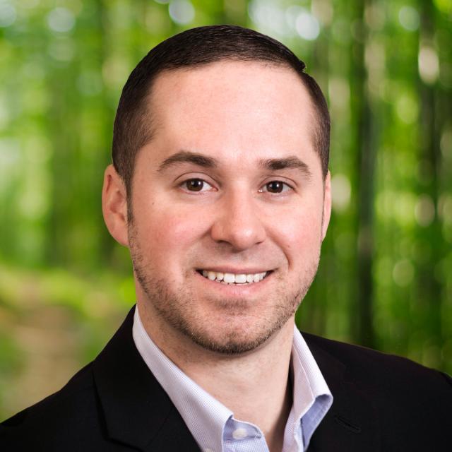 professional headshot of Brad Charpentier