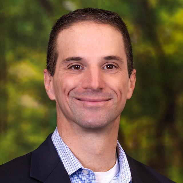 professional headshot of Shawn Kerachsky