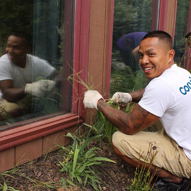 People gardening