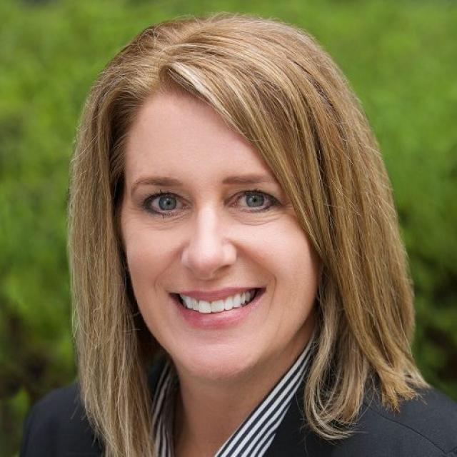 Headshot of Julie Hanners