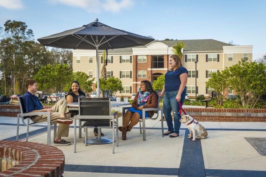 ACOM student housing recognized for resident satisfaction